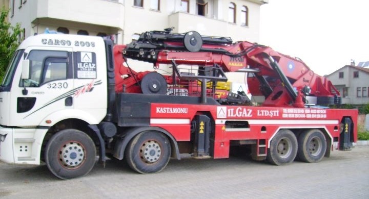 AC 150 TM-2KÇ 6+5 tipi araç üstü katlanır bomlu hidrolik mobil vinç